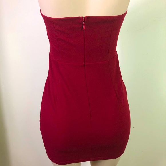 Lulus Minidress burgundy strapless, gold neck ring - Picture 4 of 9